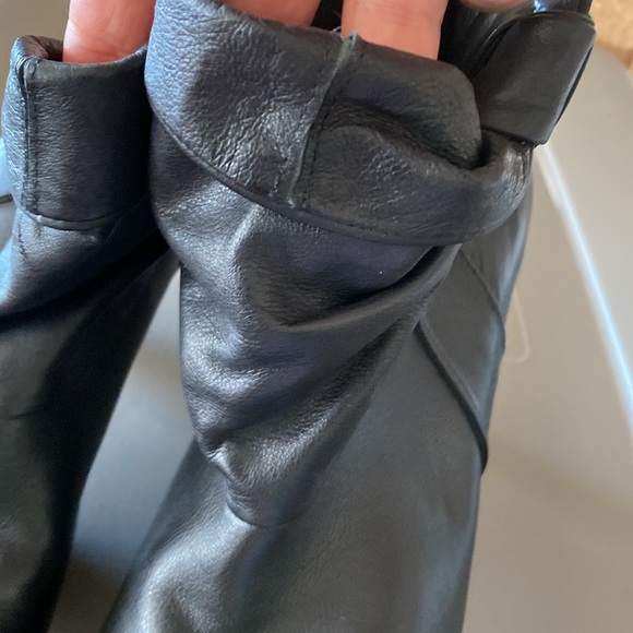 Black Steven Madden 3 1/4” heel boots used good condition - Picture 7 of 10